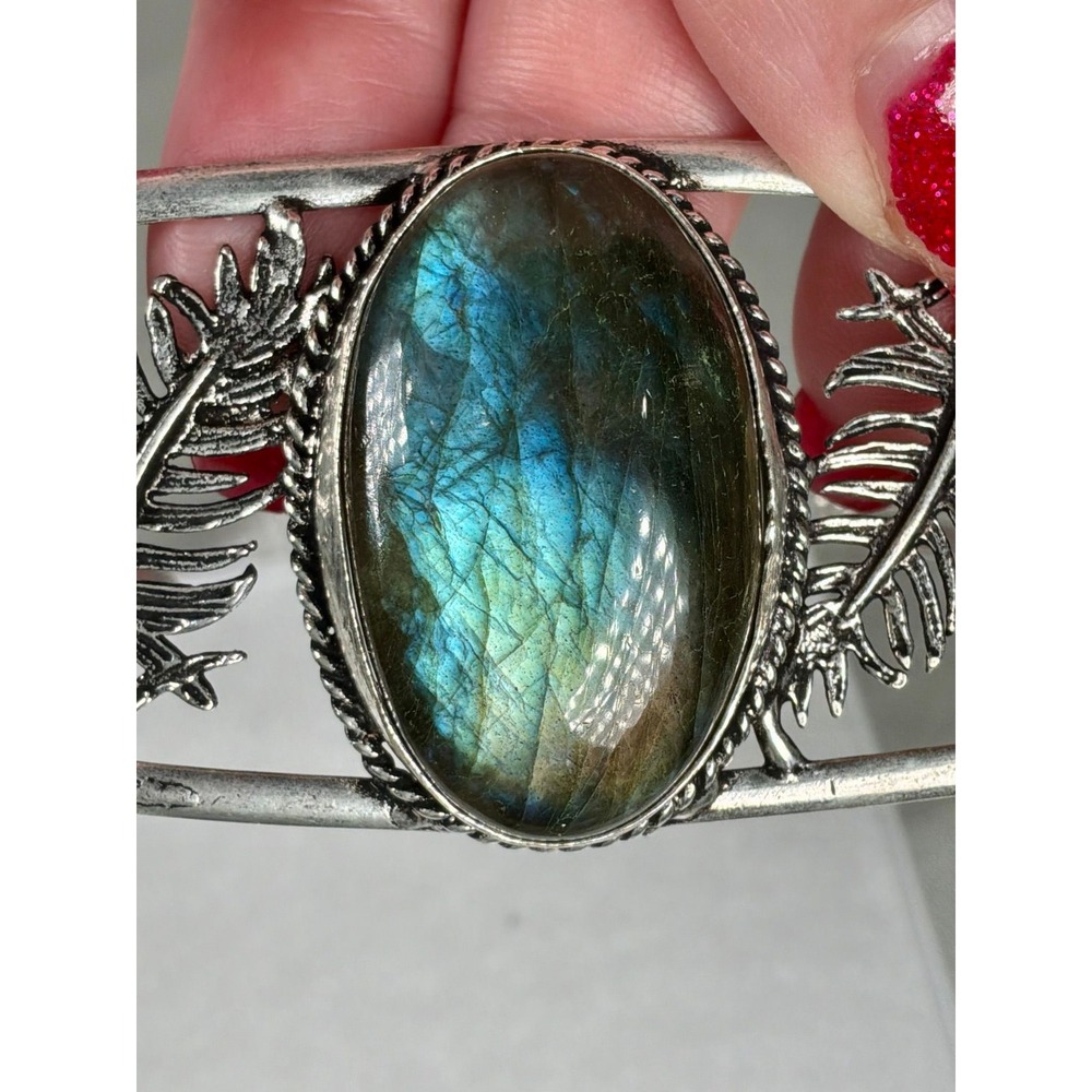 ✨ Labradorite Flash Statement Gift Set • Cuff + Earrings - Picture 3 of 8